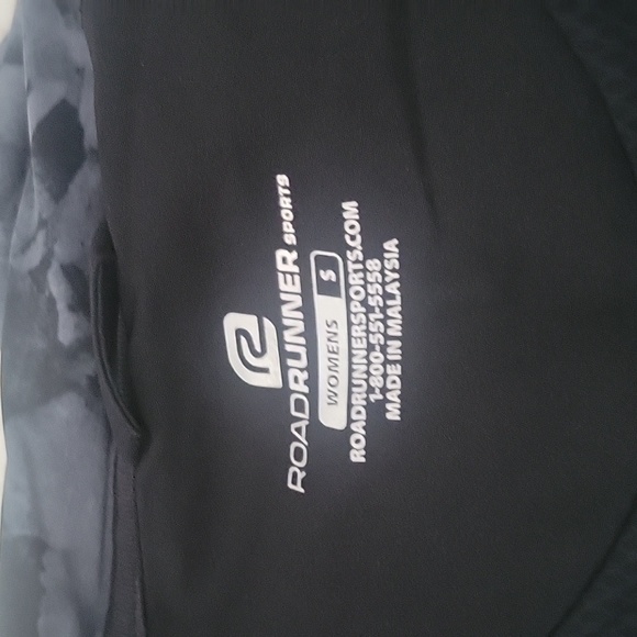 Road Runner Sports Running Jacket Size Small - Picture 7 of 8